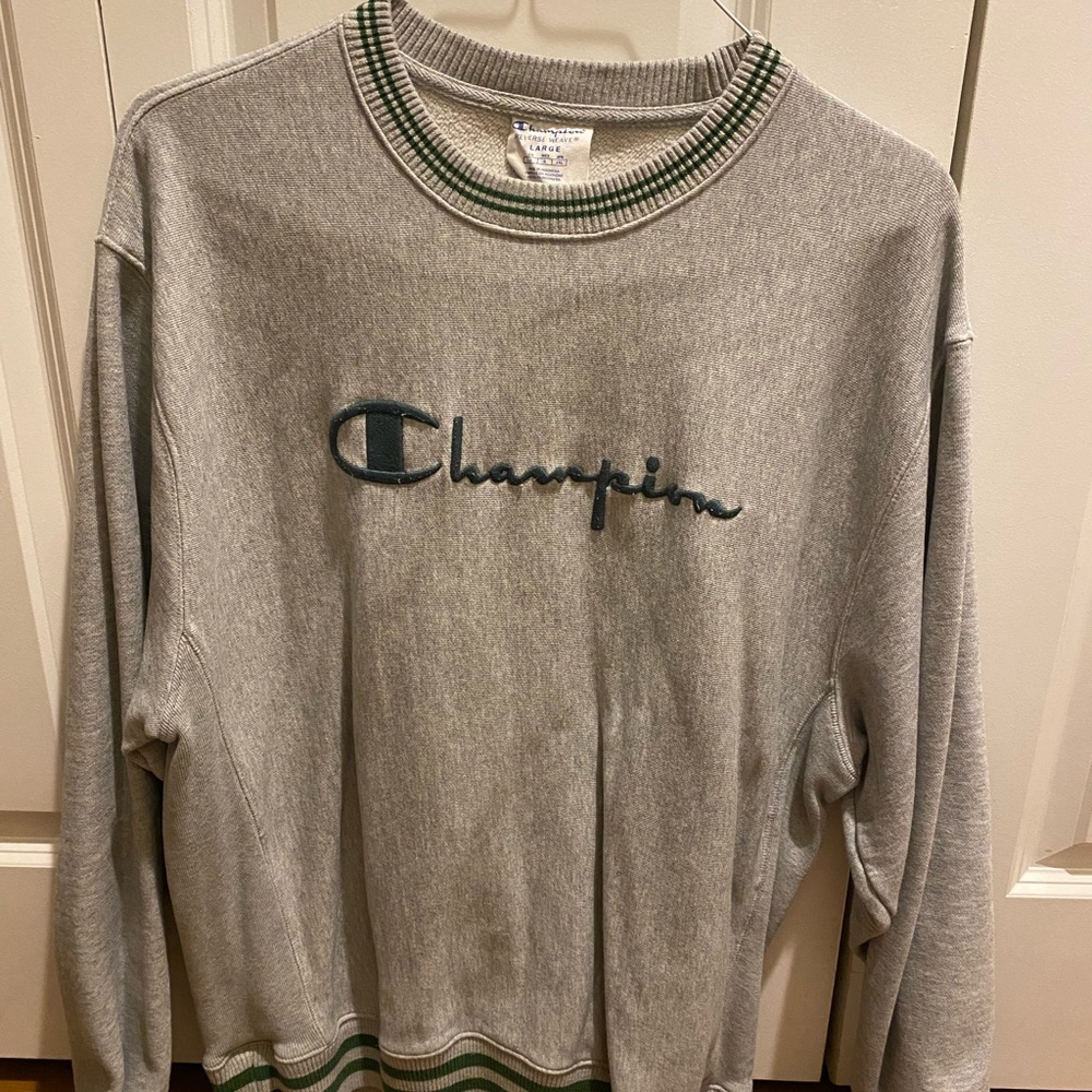 Champion sweatshirt. Size large
